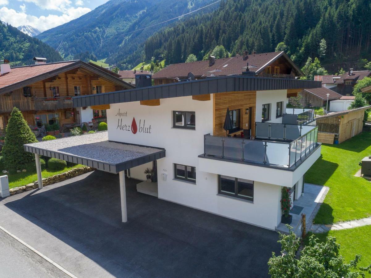 Apart Herzblut Mayrhofen Exterior photo